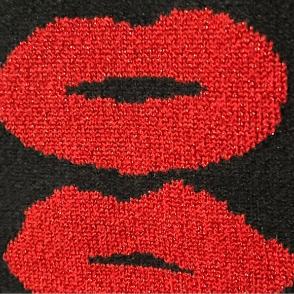 Nanette Lepore Hot Lips Sweatshirt Valentine’s Day Kiss Size XL NEW Ships Fast! - Picture 6 of 6